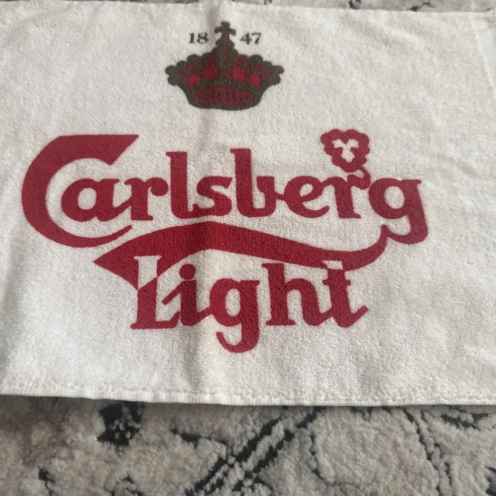 Vintage Carlsberg Beer Pub/Bar Towel Collectible Mint 15